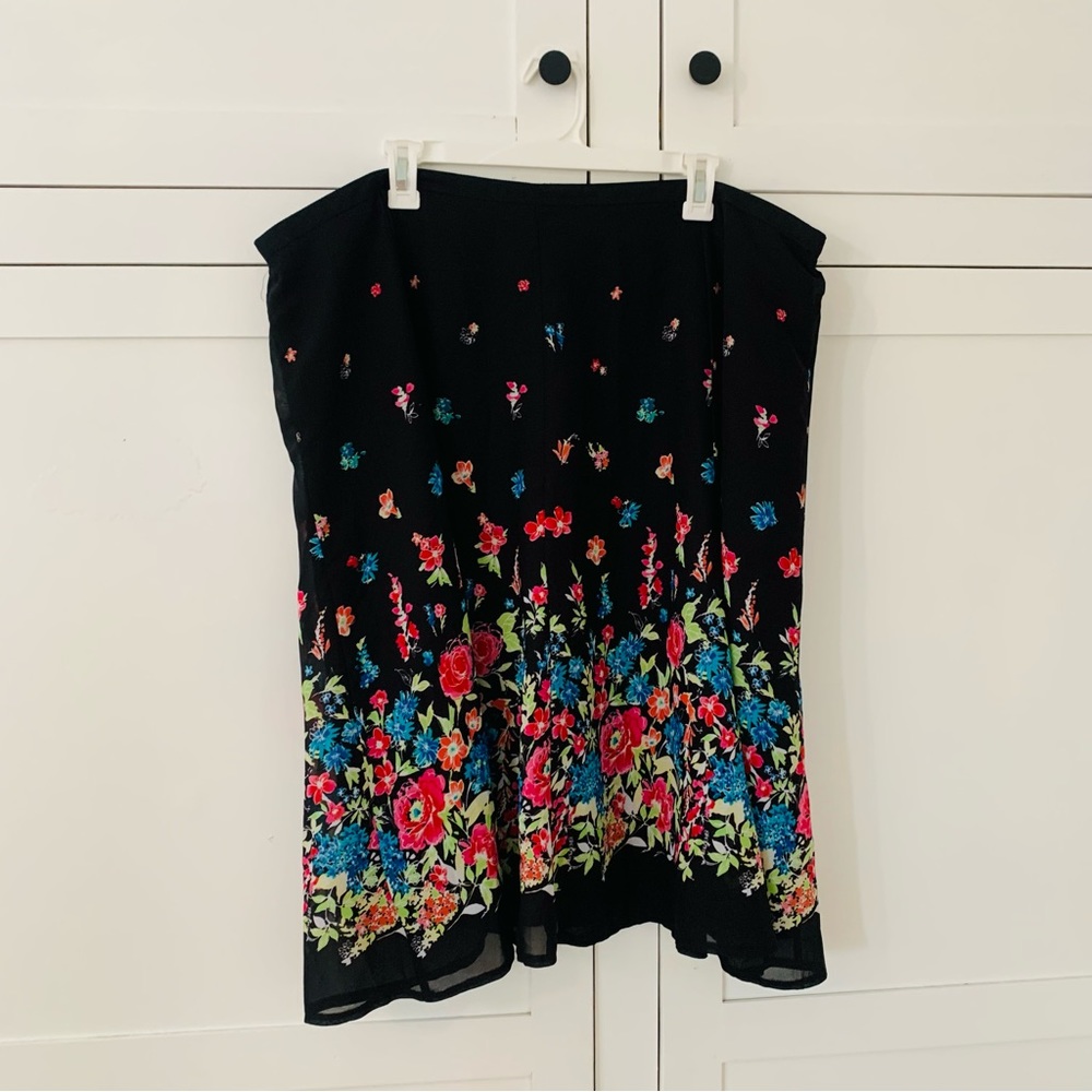 Vintage Sag Harbor Black Floral Midi Skirt Size 2X